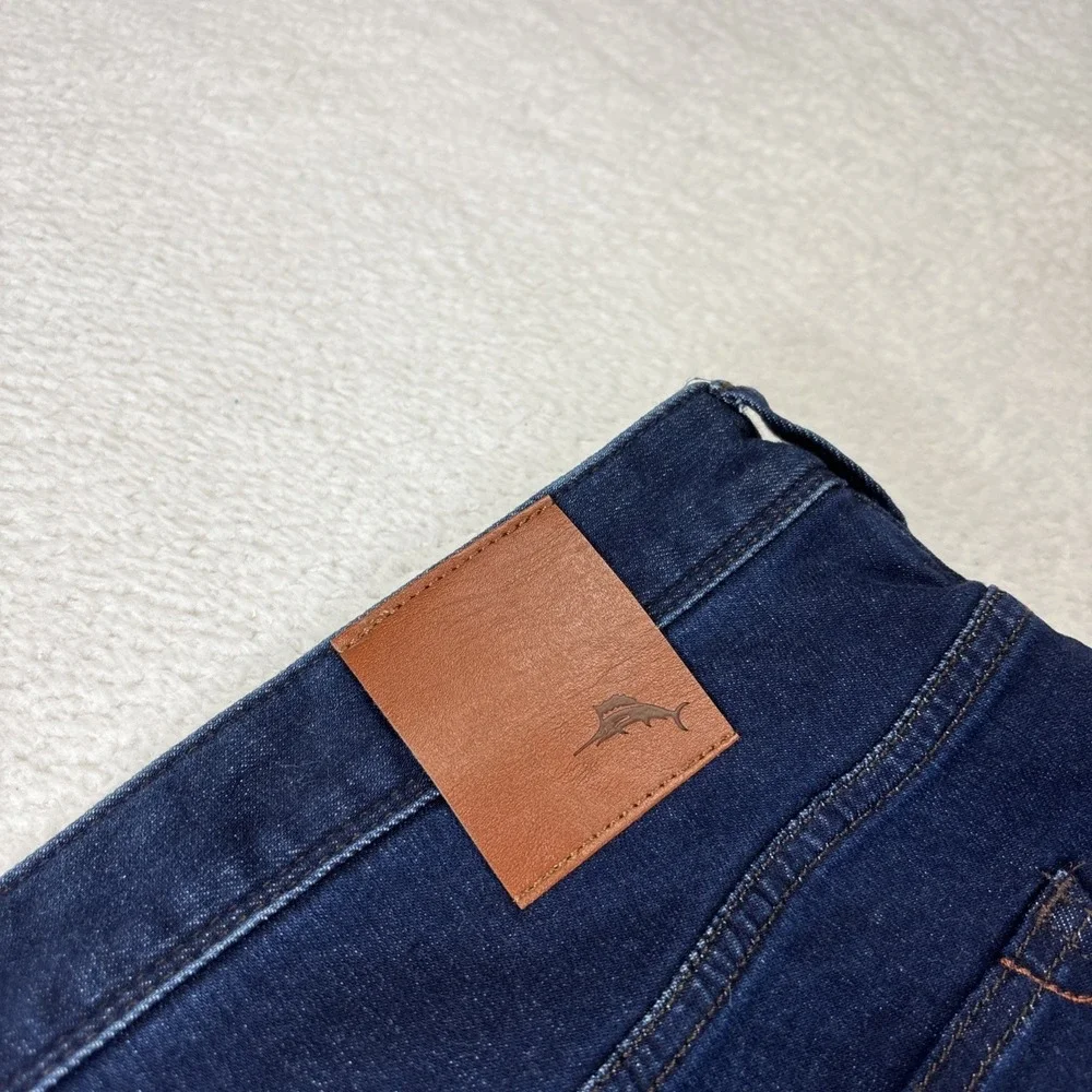 TOMMY BAHAMA 'Boracay' Mens Jeans 46/32 Dark Blue Stretch Denim Straight Leg